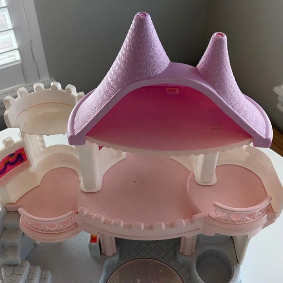 Fisher Price Once Upon a Dream Palace - Picture 11 of 14
